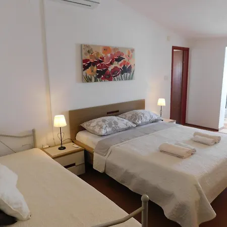 Grubelic - Perfect For Families And Small Groups * Tribalj