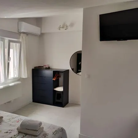Grubelic - Perfect For Families And Small Groups Apartment Tribunj (Sibenik-Knin)