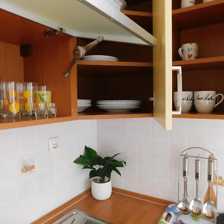 Apartment Grubelic - Perfect For Families And Small Groups Tribunj (Sibenik-Knin)