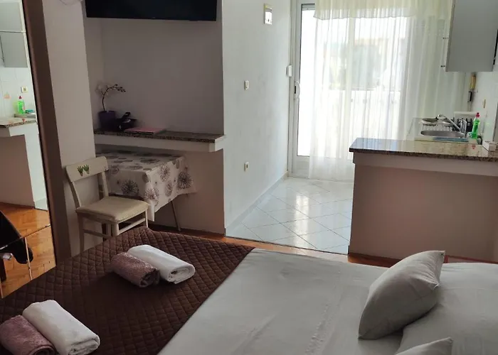 Grubelic - Perfect For Families And Small Groups *